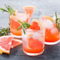 Gin and grapefruit for an expert sailor